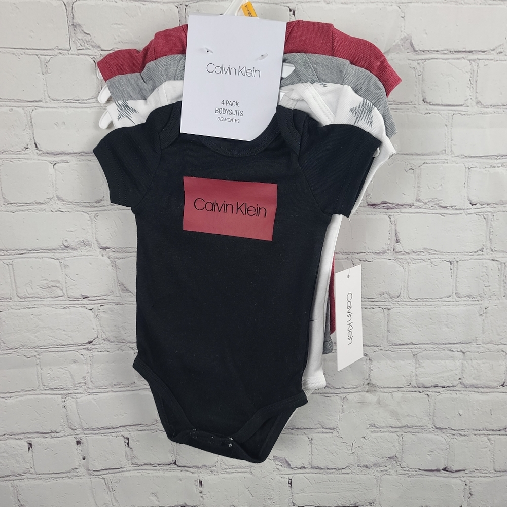 Calvin Klein Jeans. 4pk Bodysuits 0/3 M